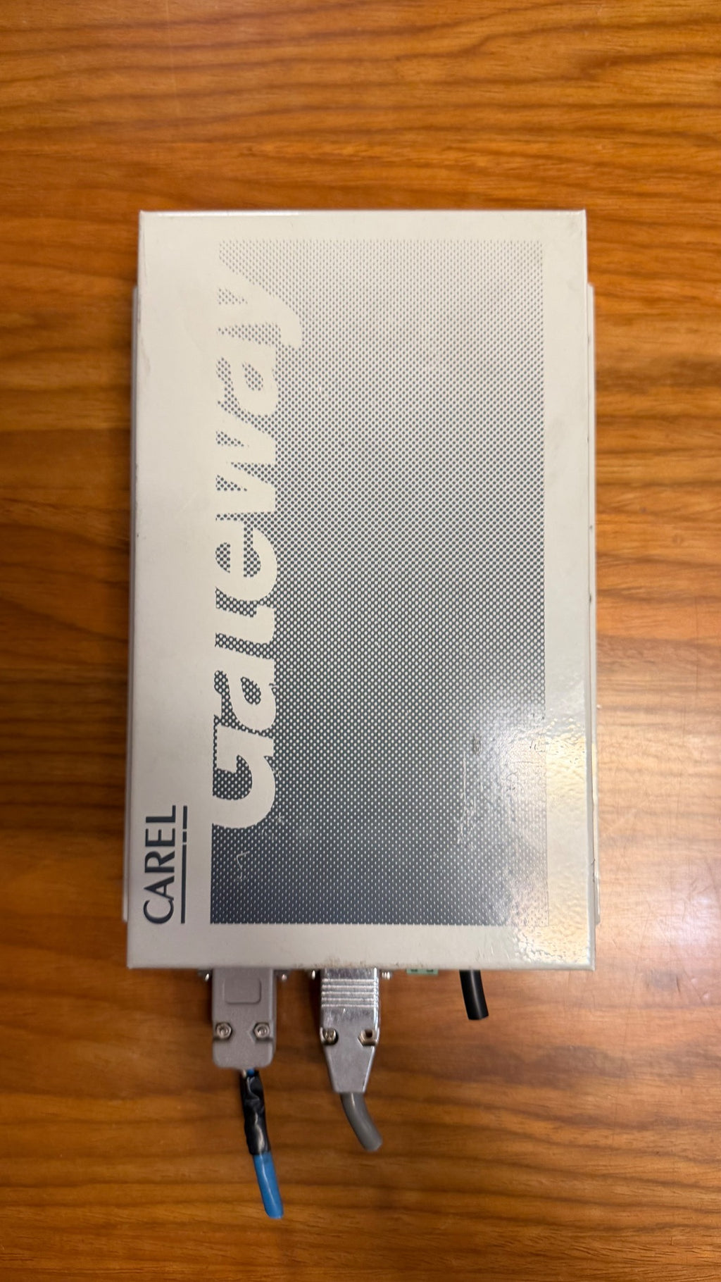 CAREL GATEWAYMB0 – gateway non testato con cavi tagliati